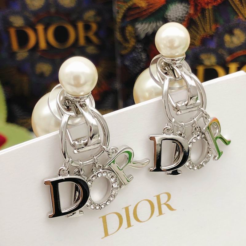 Dior Earring 01lyr11